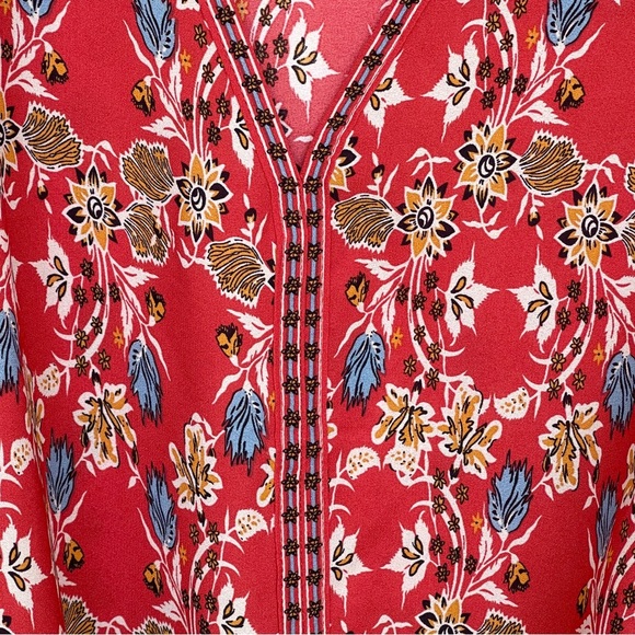 Max Studio Blouse V-Neck Front Tie Cape Sleeves Flattering Relaxed Lightweight - Picture 2 of 12